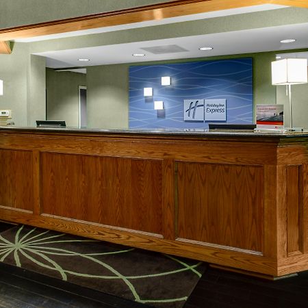 Holiday Inn Express Hotel & Suites Atlanta Buckhead By Ihg Екстериор снимка