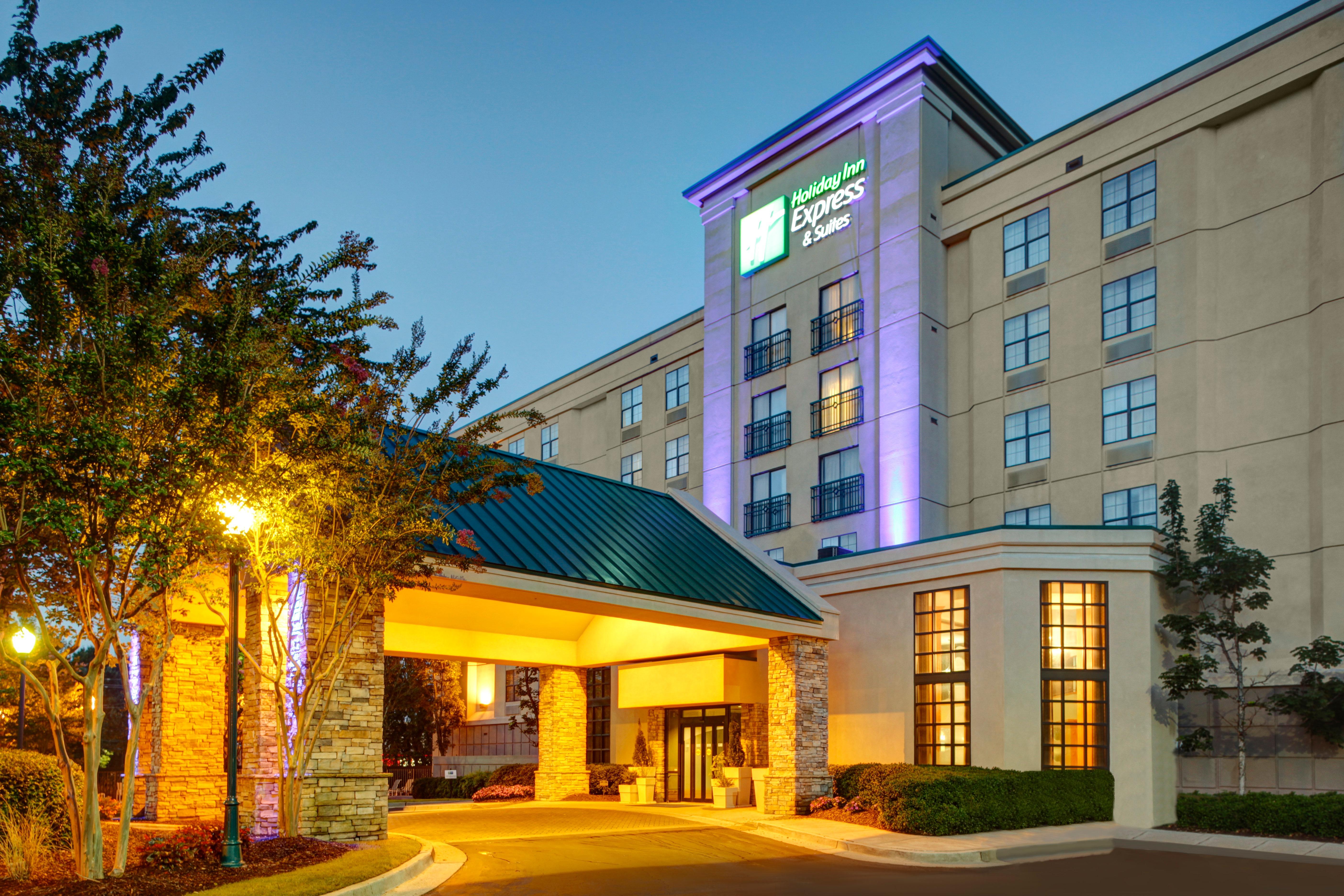 Holiday Inn Express Hotel & Suites Atlanta Buckhead By Ihg Екстериор снимка