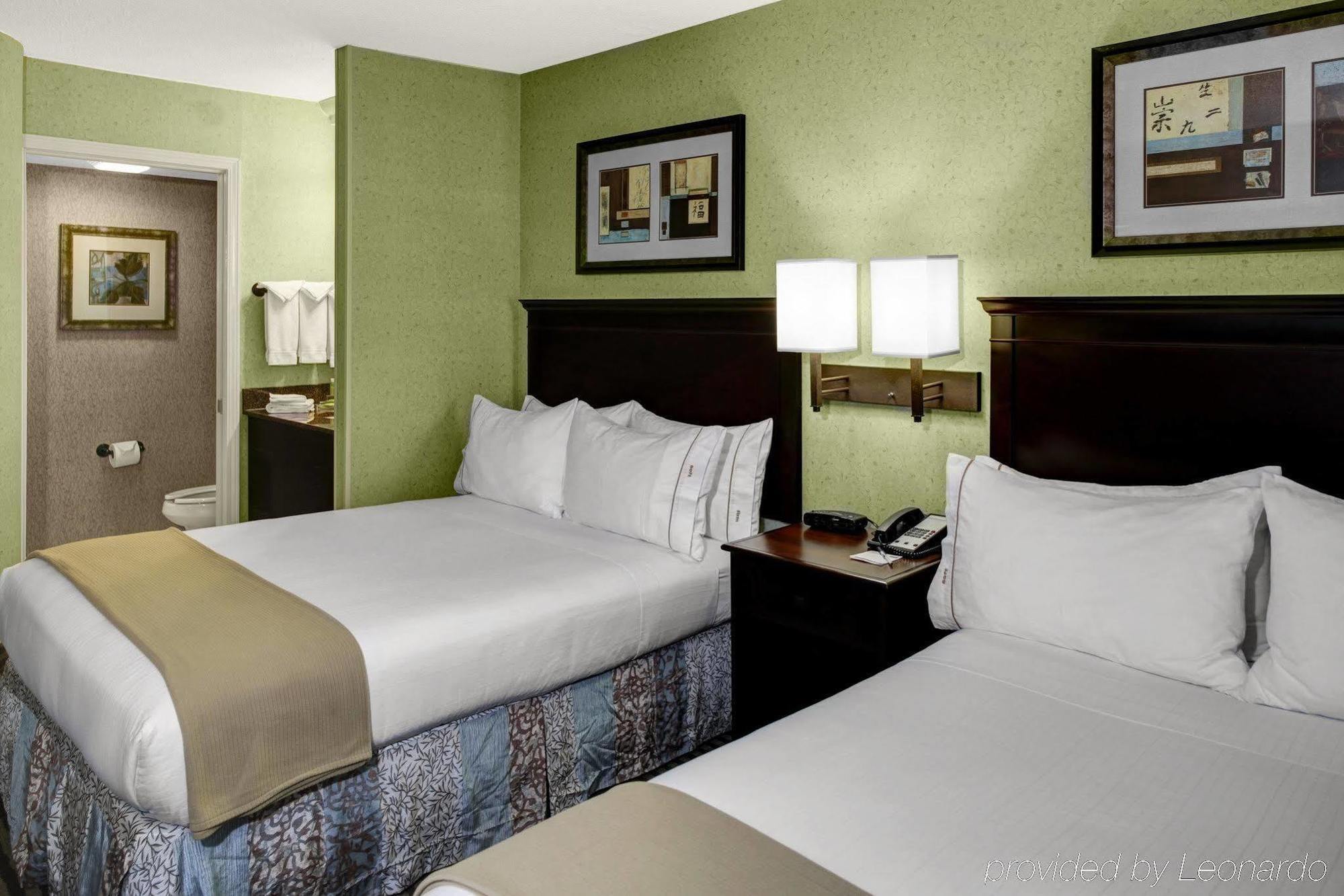 Holiday Inn Express Hotel & Suites Atlanta Buckhead By Ihg Екстериор снимка